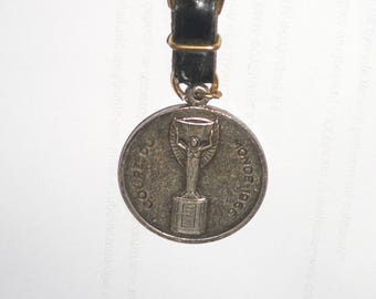 1966 FIFA World Cup England Football Souvenir Keychain 