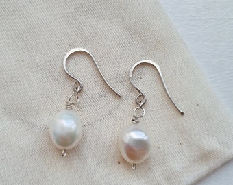 Véritables boucles d'oreilles en perles baroques d'eau douce, boucles d'oreilles pendantes en argent avec perles, cadeau pour elle, boucles d'oreilles pendantes en perles naturelles faites main