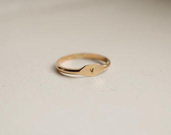14k Gold Fill Initial Ring, Gift For Her, Gold Signet Ring, Gold Personalised Letter Ring, Gold Stackable Letter Ring, Dainty Gold Ring