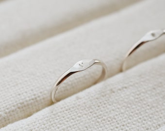Sterling Silver Initial Ring, Personalised Signet Ring, Tiny Signet Ring, Silver Signet Ring, Silver Stacking Ring, Custom Letter Ring