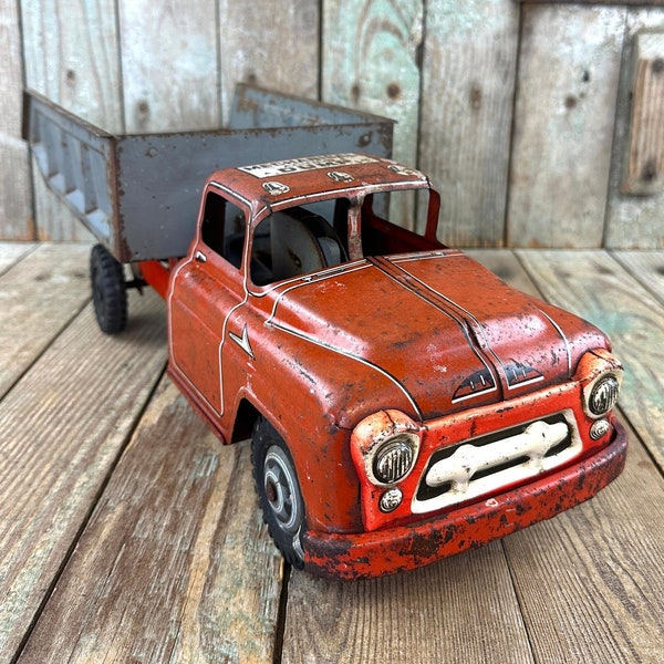 Vintage Wyandotte Dump Truck - Vintage Toy Truck - Mechanical Action Dump - Collectible Toy