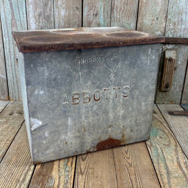 Vintage Abbotts Dairies Galvanized Metal Porch Box - Rustic Abbotts Milk Box - Repurposed Vintage Decor