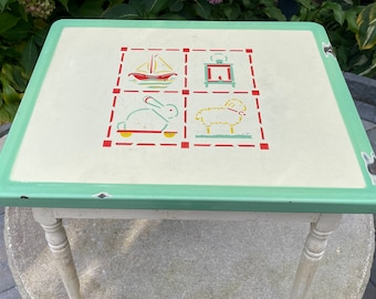 retro kids table