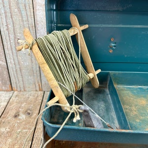Vintage Fishing Line Winder - Old Drop Casting Line - Fishing Tackle -  Nautical Decor