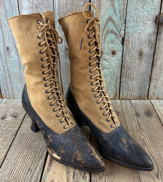 Antique Woman's Boots - Shabby Old Boots - Primit… - image 8