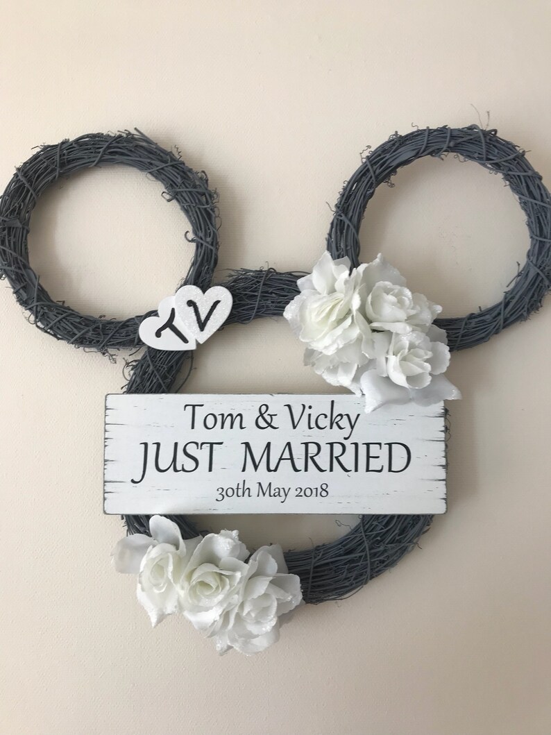 Disney Just Married Couples Wreath image 1