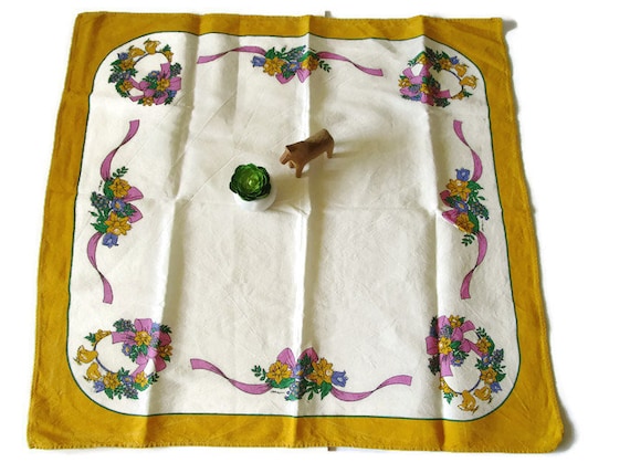 Vintage Swedish Easter Tablecloth Glad Pask Violets Daffodils Spring Flowers Holidays Vintage 1980s Small Square Table Topper