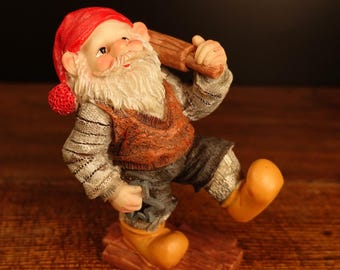 Vintage Hedlund Santa Gnome Figurine: Norwegian Christmas Decor