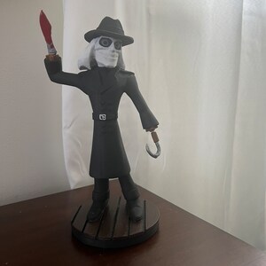 Captivating Hand-Painted Blade Puppet Mast Figure - 3D Printed Art in Multiple Sizes