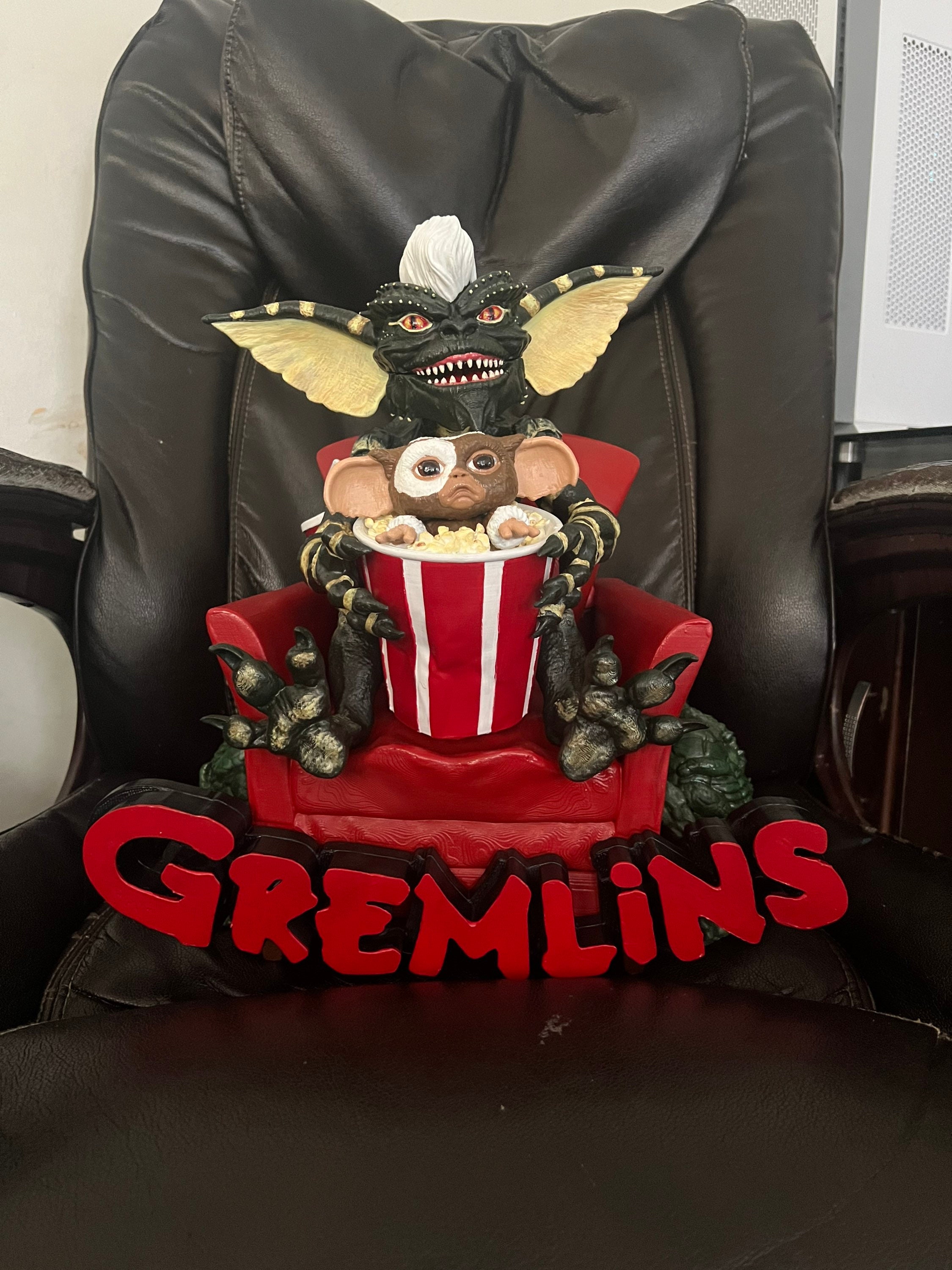 Peluche Gremlins Gizmo Bailarín NECA – ZEROUNO