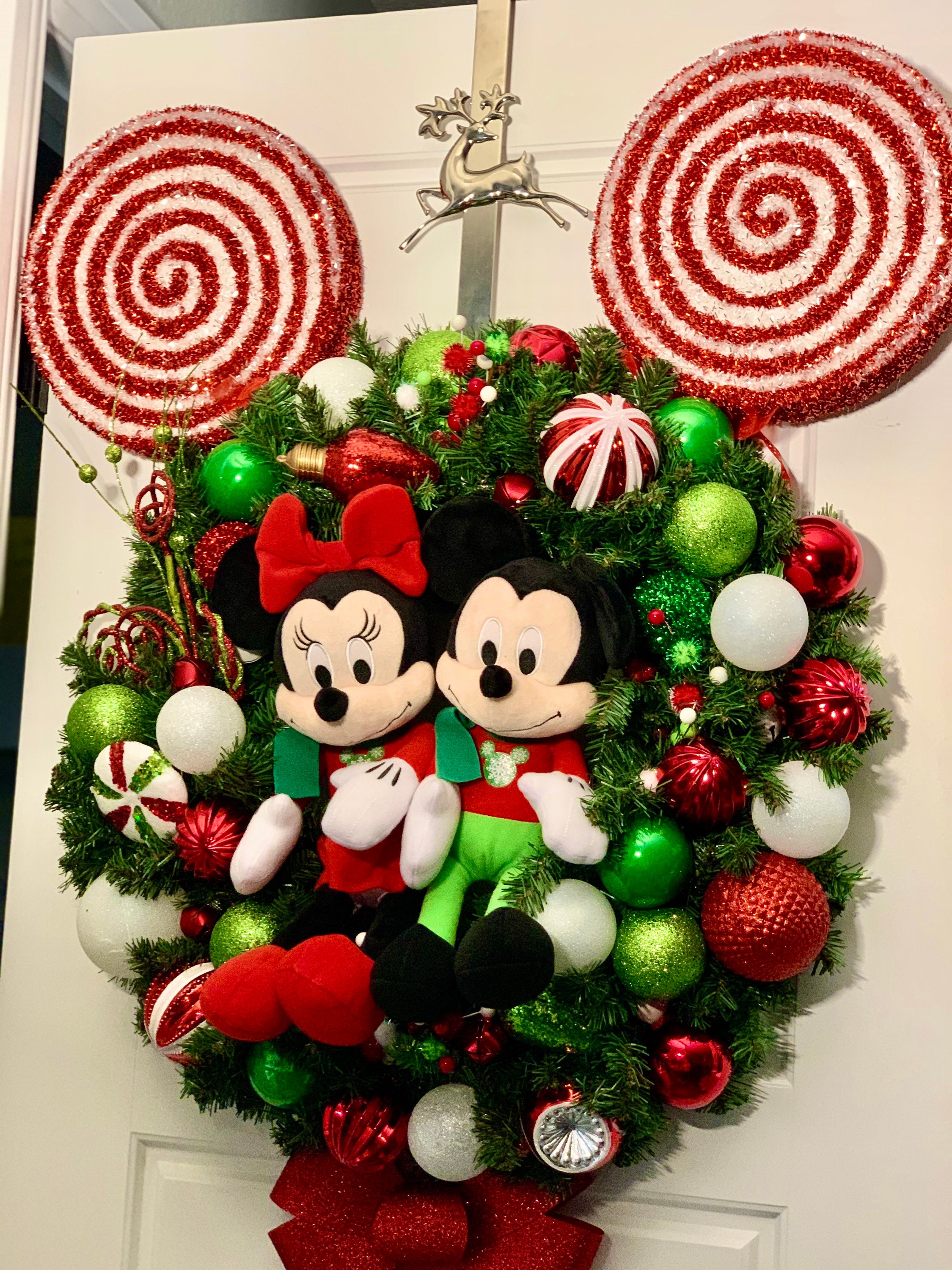 Couronne de Noël Disney  Couronne de Noël Tête de Mickey