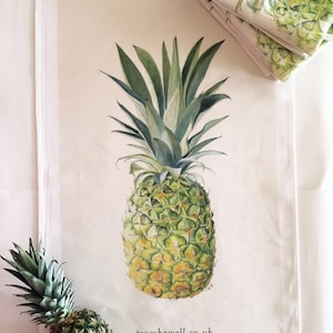 Pineapple tea towel. 100% linen.