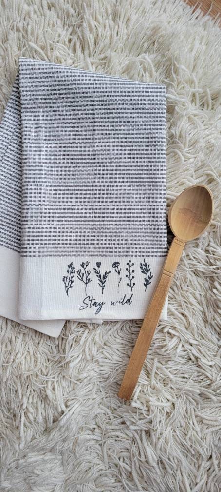 KOHDA LIVING Premium Silver Infused Kitchen Towels - 100% Organic Cotton  Dish Towels - Odor Controlled Tea Towels (Pack of 4) Absorbent Kitchen Hand