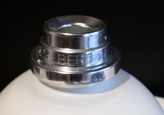 Vtg superbe white glass  Berger diffuser lamp wit… - image 5
