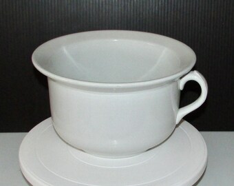 Antique collectabke white ST.JOHNS P,Q, pottery chamber pot with handle