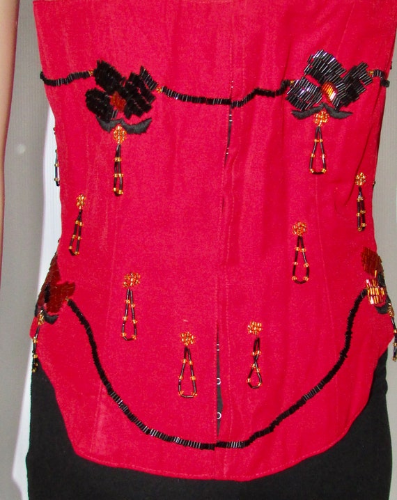Vtg rétro red flame bustier or top with black/gol… - image 2