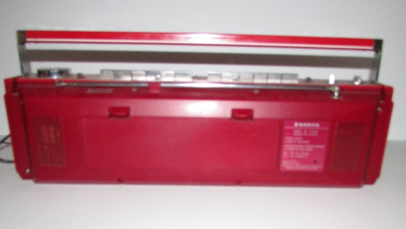 Beautiful Functional Red SANYO Am/fm Double Cassette Recorder
