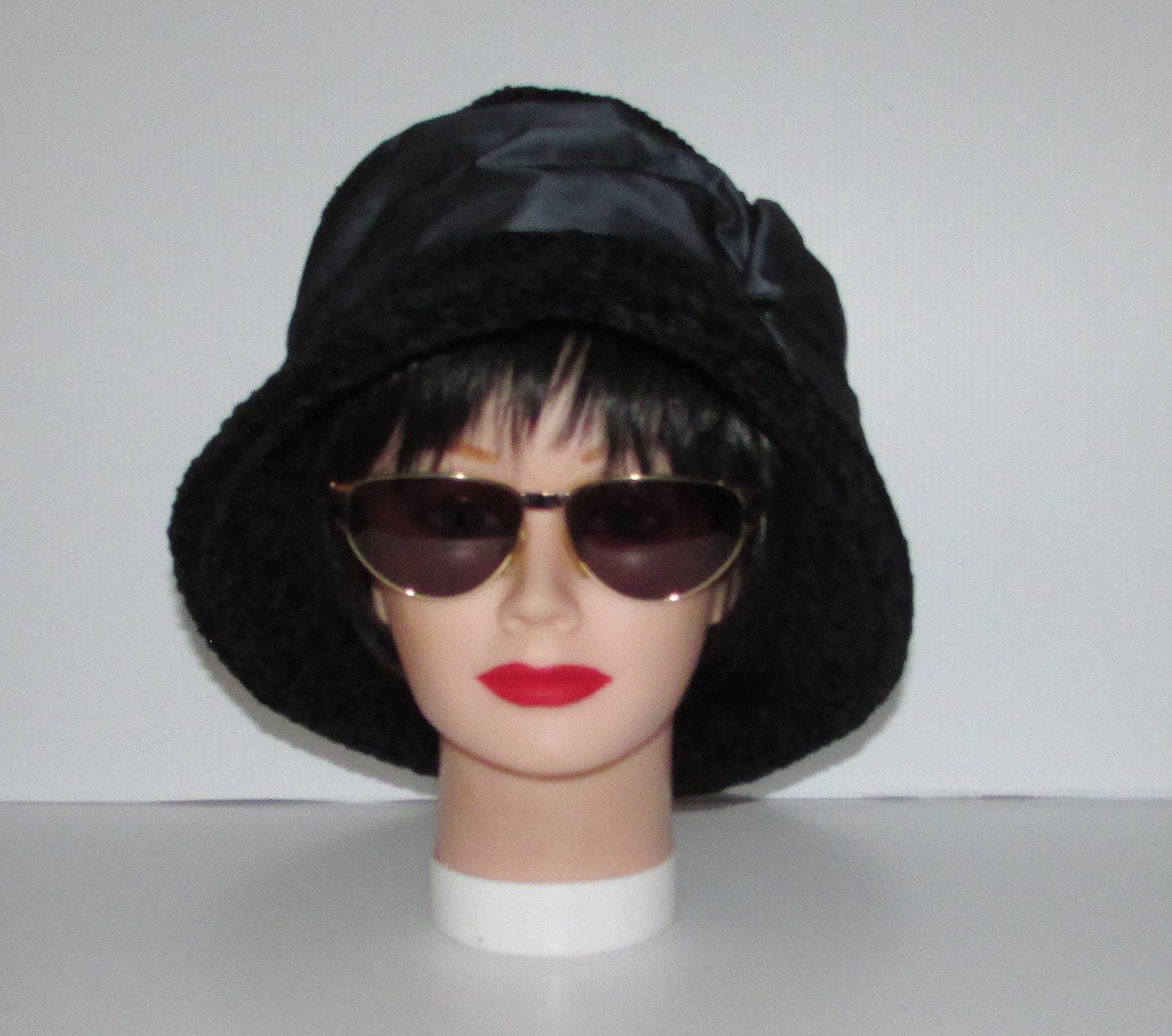 Kate Sheckler Crochet Hat What do you think of this crochet hat and scarf set? main image 4