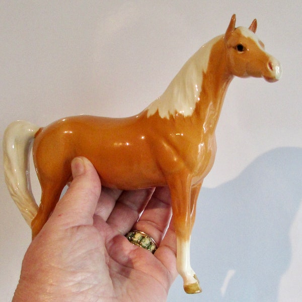 Vtg collectable beautiful BESWICK ENGLAND porcelain palomino horse/vtg palomino BESWICK England collectible porcelain horse