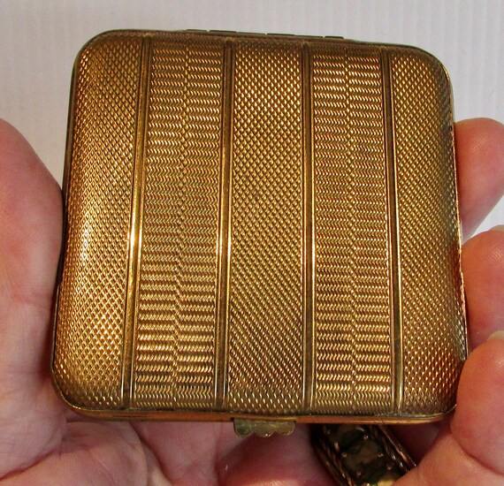 Nice gold plated GWENDA CORONATION ELIZABETH 11  … - image 2