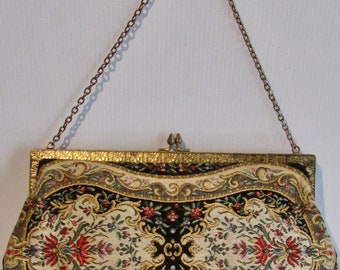 Antique beautiful handbag tapestry from made in FRANCE/Très joli sac à main antique en tapisserie fait en FRANCE