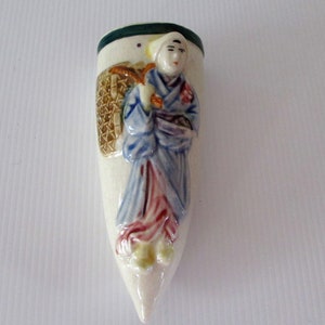Vtg wall  pocket hanging  ceramic men basket carrierJapan/Très jolie vase à fleurs en céramique à suspendre au mur JAPAN  height 6&quot;approx