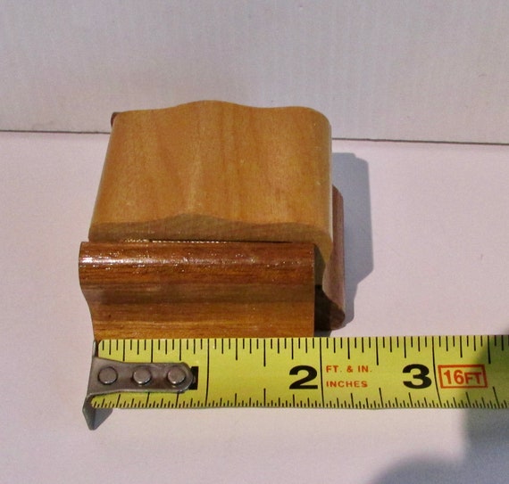 Vtg beautiful retro two tones wooden ring box / V… - image 6