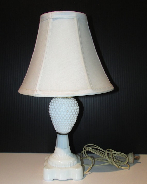 Beautiful antique  milk glass  table lamp with sha