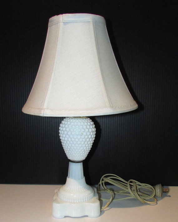 Beautiful antique milk glass table lamp with shade / Very pretty antique white glass table lamp with shade