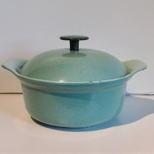 Collectable cast iron enamel turquoise pot with lid PRIZER-WARE RC 1/pretty turquoise saucepan/enameled cast iron lid Prizer-ware rc 1