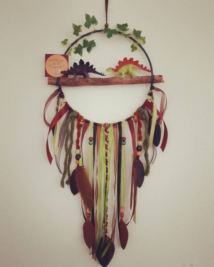 Attrape Rêve avec Figurines Dinosaures