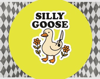 Silly Goose Vinyl Aufkleber: Lustige Gans mit Messer, wasserfester Laptop Aufkleber