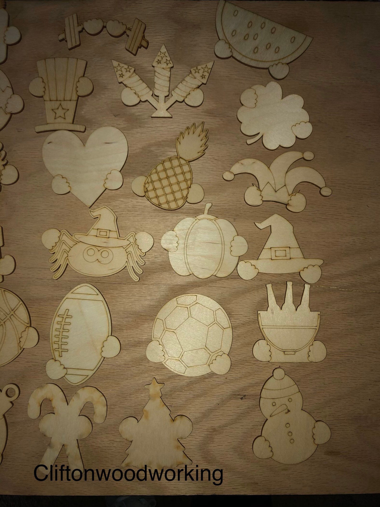 Interchangeable Gnome Seasonal Gnome SVG File Glowforge Files 27 Shapes ...