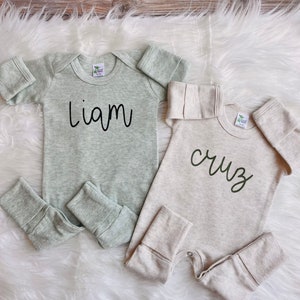 GIFT NEWBORN/ Baby Name Romper /Baby Boy Coming Home Outfit/ baby boy personalized /baby shower gift