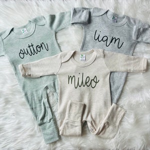 GIFT NEWBORN/ Baby Name Romper /Baby Boy Coming Home Outfit/ baby boy personalized /baby shower gift