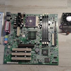 UWave Motherboard w AMD Duron CPU Socket A TaiSol Cooler Vintage Pc