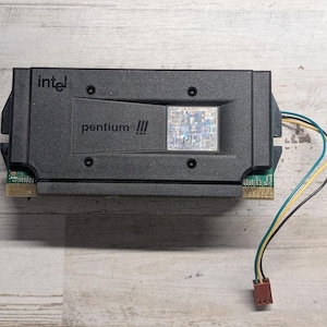 Intel Pentium III QA81ES Slot 1 Es Cpu Processor Rare Version