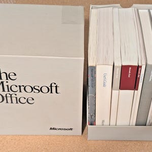 Lot The Microsoft Office User Guide Manual 90s 80s PowerPoint Excel DOS