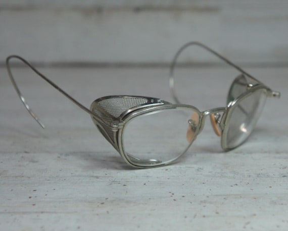 AMERICAN OPTICAL AO SAFETY 48 GRAY AMERICAN OPTICAL AO SAFETY 48 GRAY