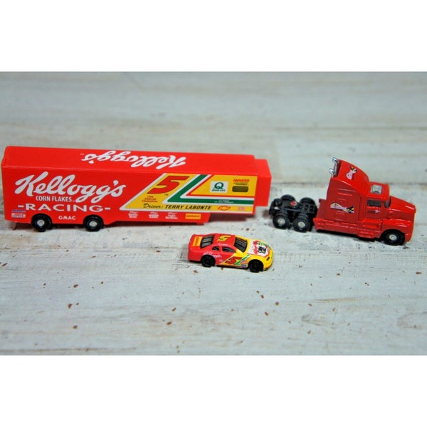 Racing Champions Micro 1:114 Car 1997 #5 Terry Labonte NASCAR+Semi Trailer*READ