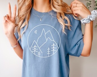 Camiseta de aventura, camisa de aventura, camisas de acampamento, camiseta de montanha, camiseta gráfica de viagem, desejo de viajar, camisa de férias, cores confortáveis