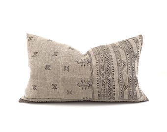 12"×20" flax w black hand block printed linen pillow cover