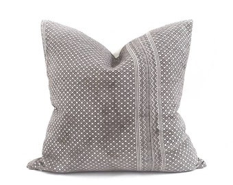 Various sizes grey Chinese wedding blanket pillow cover