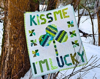 Kiss Me, St. Patrick's Day Wall Hanging Pattern