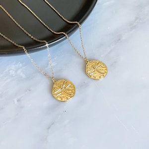 Gold Dragonfly Necklace, Gold Filled Necklace, Gold Coin Necklace, Dragonfly Jewelry, Dragonfly pendant necklace, Gift To Mom