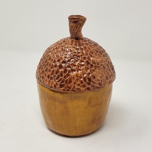 Acorn Jar
