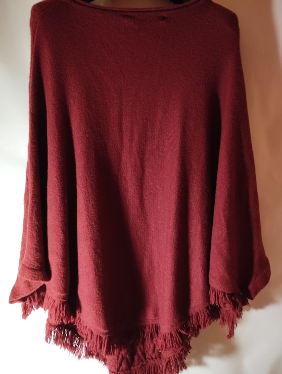 Vintage Womens Poncho with 3/4 Sleeve/Knitted Dar… - image 8