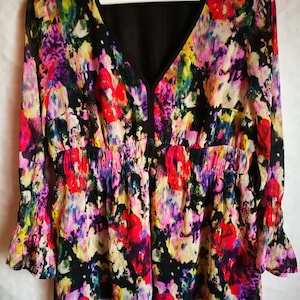 Vintage Womens Blouse/Multicolored Tunic/Long Sleeve/V Neck/Lining/Size M
