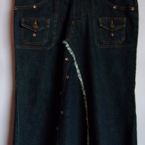Vintage 80s Skirt/Womens Denim Skirt/ Blue Denim/ With Pockets/ Zipper/ High Waist/Colored Stars/ High Quality /Size M