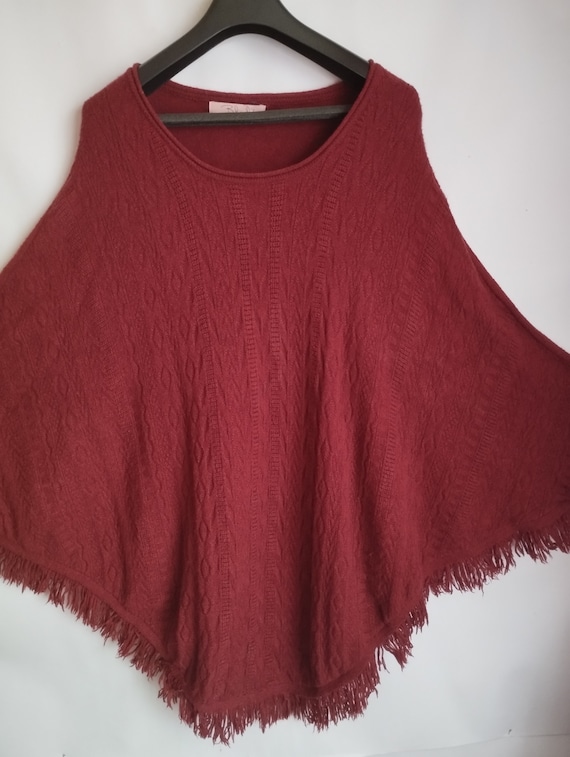 Vintage Womens Poncho with 3/4 Sleeve/Knitted Dar… - image 6